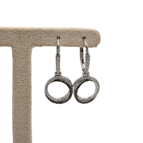 Boucles d'oreilles Boucles d’oreilles en or blanc 18k et diamants 58 Facettes #4936