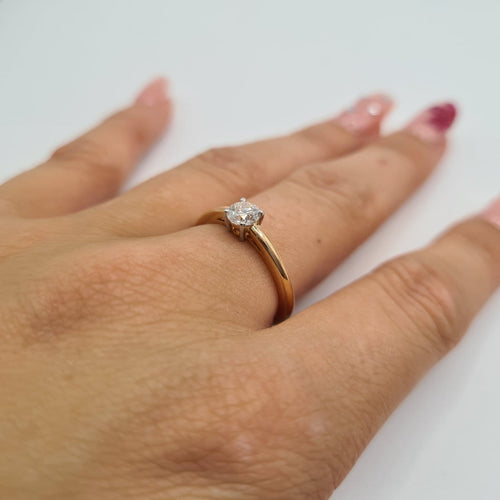 Bague 52 Alliance en or rose 18 carats avec diamant 58 Facettes #4957