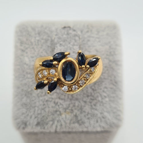 Bague 52 Bague en or jaune 18k avec diamants et saphir 58 Facettes #4960
