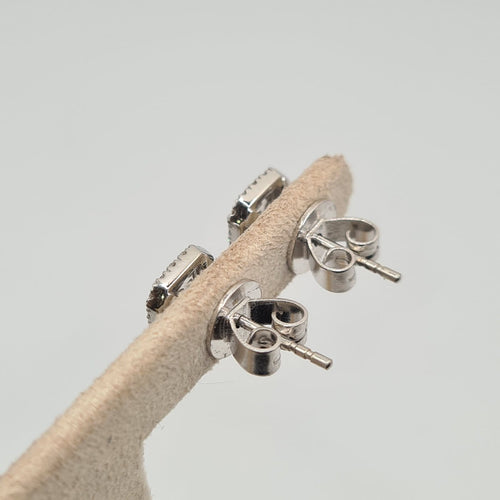 Boucles d'oreilles Boucles d’oreilles en or blanc 18k avec diamants naturels 58 Facettes #4961