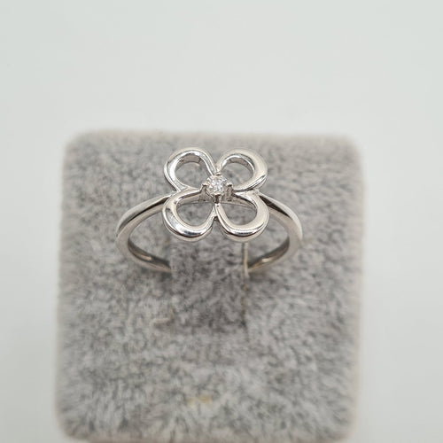 Bague 54 Bague fleur en or blanc 18k 58 Facettes #4966