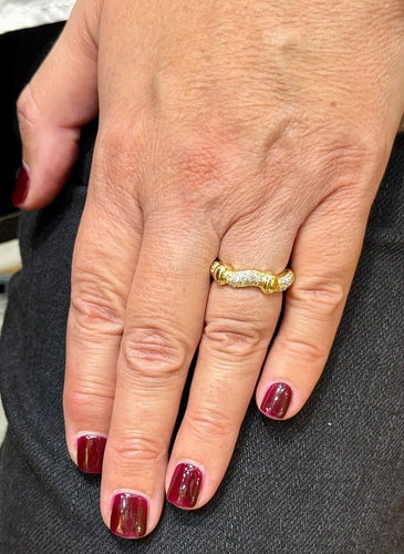 Boucheron - Bague vintage en or jaune 18 carats et diamants 58 Facettes bc