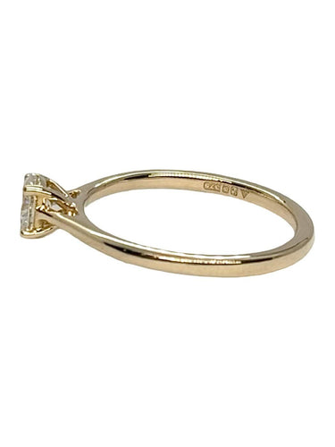 Bague solitaire en or jaune 18k avec diamant ovale de 0,35 ct 58 Facettes 2420