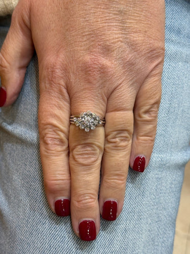 Bague 57 Bague ancienne en or blanc et diamants 58 Facettes 13367