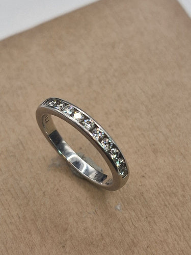 Tiffany & Co. - Alliance demi-éternité en platine 58 Facettes CV-156