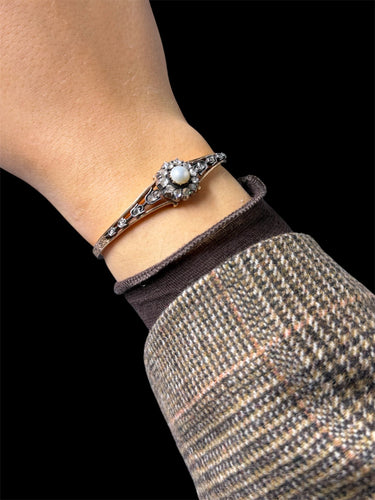 Bracelet viennois avec perle et diamants, fin du XIXe siècle 58 Facettes