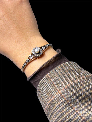 Bracelet viennois avec perle et diamants, fin du XIXe siècle 58 Facettes