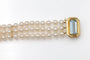 Bracelet à trois rangs de perles, fermoir en or jaune 18 carats et aigue-marine 58 Facettes 13445