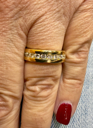 Bague 53 Alliance en or jaune 18 carats, tour complet de diamants sertis rail 58 Facettes Tc