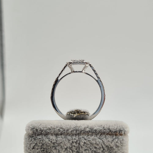 Bague en or blanc 18k avec diamants 58 Facettes #BT1