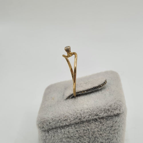 Bague solitaire en or jaune 18k 58 Facettes #BT12