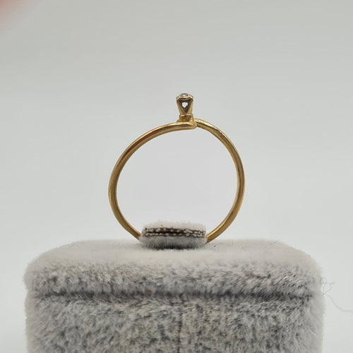 Bague solitaire en or jaune 18k 58 Facettes #BT12