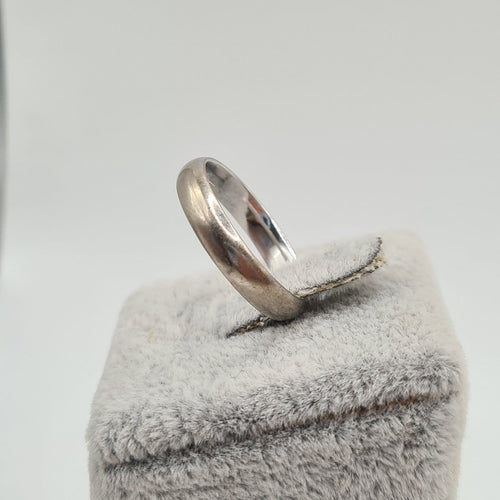 Bague alliance en or blanc 18 carats 58 Facettes #BT15