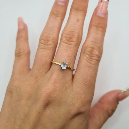 Bague solitaire en or jaune 58 Facettes #BT17