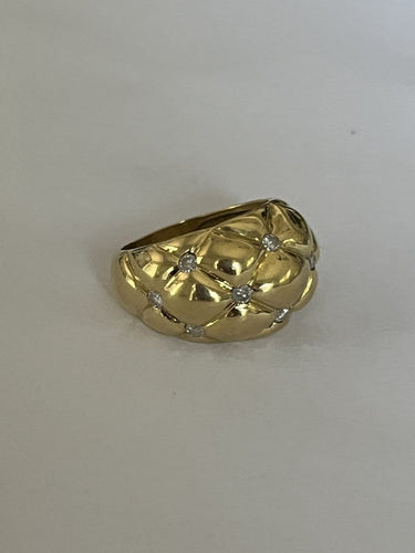 Bague 54 Bague matelassée en or jaune 18k avec diamants 58 Facettes LOT 6836