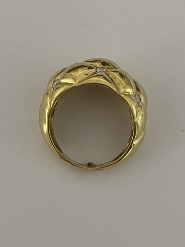 Bague 54 Bague matelassée en or jaune 18k avec diamants 58 Facettes LOT 6836