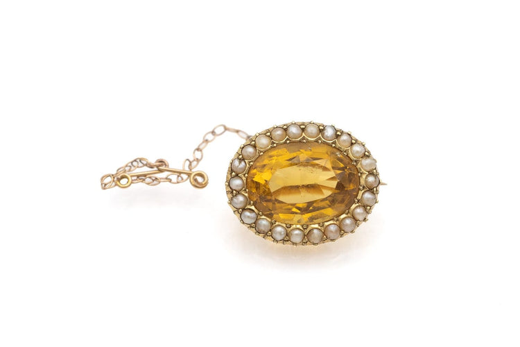 Broche Broche ancienne en or 15 carats, citrine ovale et perles 58 Facettes 13637