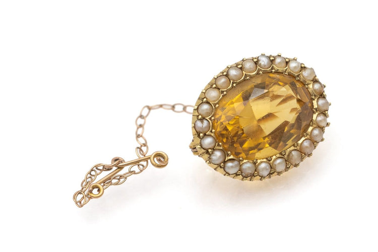 Broche Broche ancienne en or 15 carats, citrine ovale et perles 58 Facettes 13637