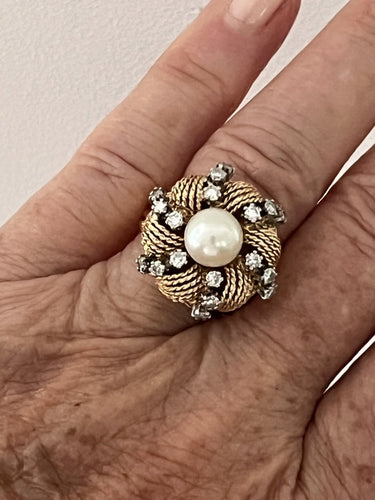 Bague 53 Bague dôme en or jaune 18k, diamants naturels et perle Akoya 58 Facettes LOT 6872