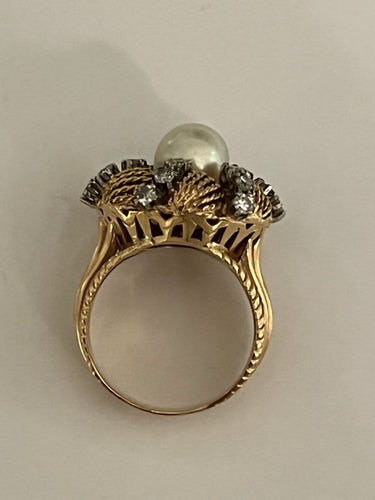 Bague 53 Bague dôme en or jaune 18k, diamants naturels et perle Akoya 58 Facettes LOT 6872