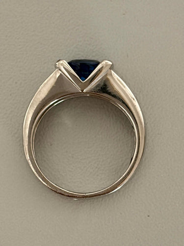 Bague 48 DAEL & GRAU - Bague en or gris 18k, saphir et diamants 58 Facettes LOT 8259