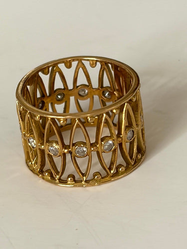Bague 55 Bague bandeau ajourée en or jaune 18k et diamants 58 Facettes LOT 8252