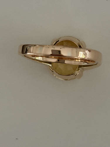 Bague 60 Bague en or rose 18k, saphir jaune de Ceylan 9,52 ct et diamants 58 Facettes LOT 8136