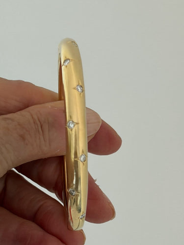 Bracelet Chaumet - Bracelet jonc ouvrant en or jaune 18k et diamants 58 Facettes LOT 7829