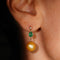 Boucles d'oreilles Boucles d’oreilles pendantes en or 18k, perles des mers du Sud, émeraudes et diamants 58 Facettes E0070