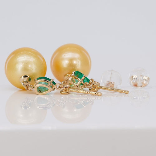 Boucles d'oreilles Boucles d’oreilles pendantes en or 18k, perles des mers du Sud, émeraudes et diamants 58 Facettes E0070