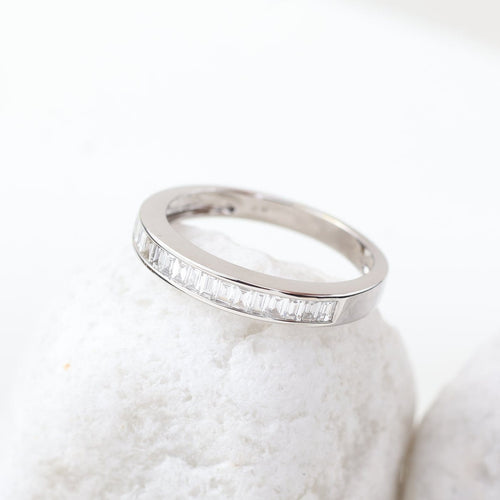 Bague 52 Bague demi-alliance en or blanc 18 carats, 15 diamants baguette, 0,70 ct 58 Facettes 2B-KKK