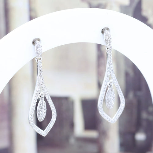 Boucles d'oreilles Boucles d’oreilles pendantes en or blanc 18k et diamants 0,75 ct 58 Facettes 2B-H