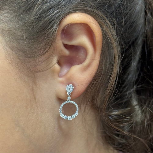 Boucles d'oreilles Boucles d’oreilles pendantes articulées en or blanc 18k, diamants 0,97 ct 58 Facettes 2B-L