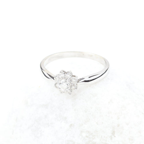 Bague 53 Bague rosette en or blanc 18 carats et diamants, 0,31 ct 58 Facettes 2B-ÑÑ