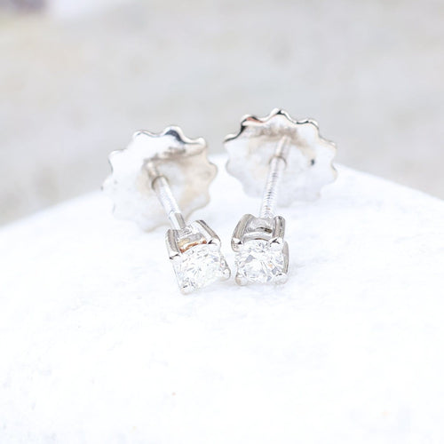 Boucles d'oreilles Boucles d’oreilles solitaires en or blanc 18k, diamants, 0,30 ct 58 Facettes 2B-E