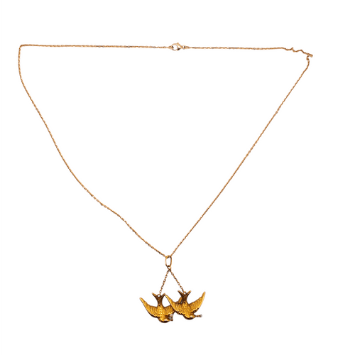 Collier Collier pendentif ancien en or 18k avec deux hirondelles et perles naturelles, vers 1900 58 Facettes NE-1012