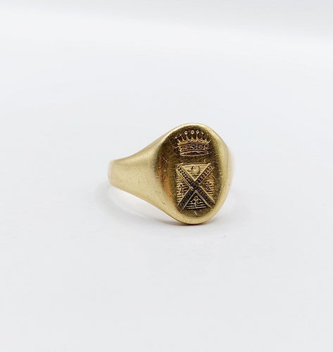 Bague 48 Chevalière antique en or 18k avec armoiries françaises et couronne de comte 58 Facettes A08055