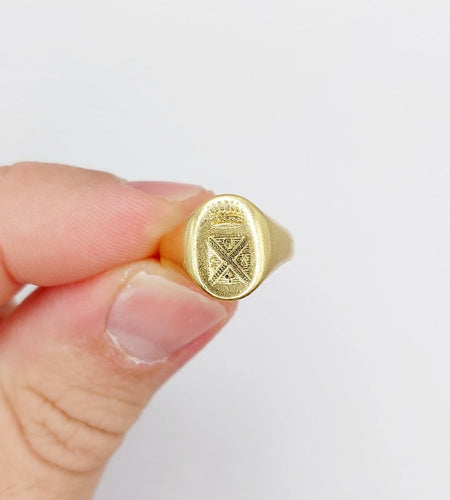 Bague 48 Chevalière antique en or 18k avec armoiries françaises et couronne de comte 58 Facettes A08055