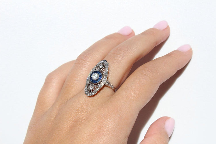 Bague 56.5 Bague de style Art déco en platine, diamants et saphirs 58 Facettes ANILLO 13