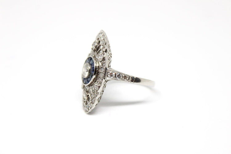 Bague 56.5 Bague de style Art déco en platine, diamants et saphirs 58 Facettes ANILLO 13