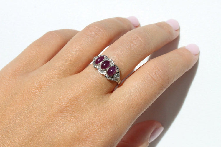 Bague 55 Bague de style Art déco en platine, rubis cabochons et diamants 58 Facettes ANILLO 15