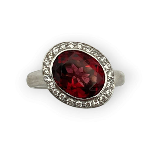Bague 56 Bague en or blanc 750, tourmaline rouge et diamants 58 Facettes 149072439