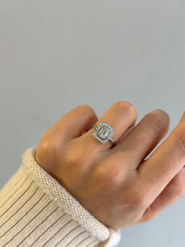 Bague 53 Art déco - Bague en platine sertie de diamants 58 Facettes 678
