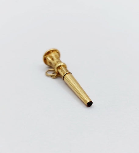 Pendentif Pendentif clé de montre en or 18k et agate, vers 1900 58 Facettes A08117