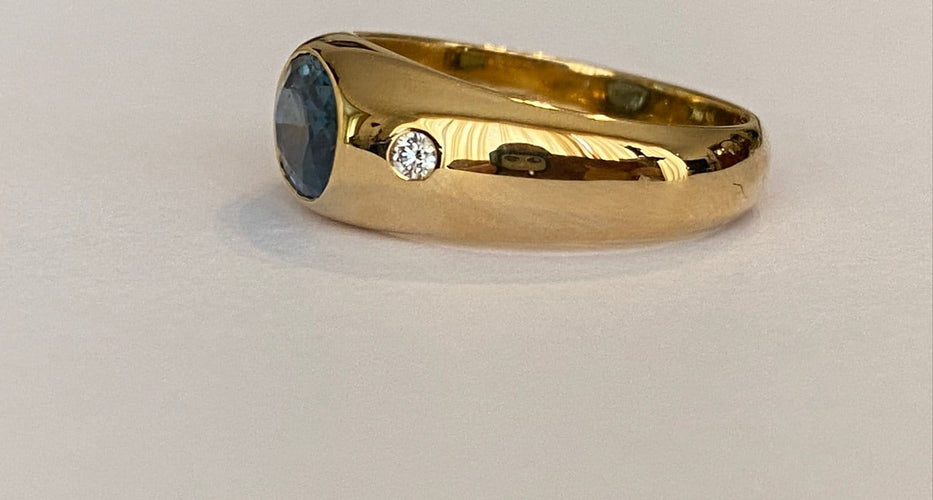 Bague 60 Bague pour homme en or jaune 18k avec saphir bleu et diamants 58 Facettes ring