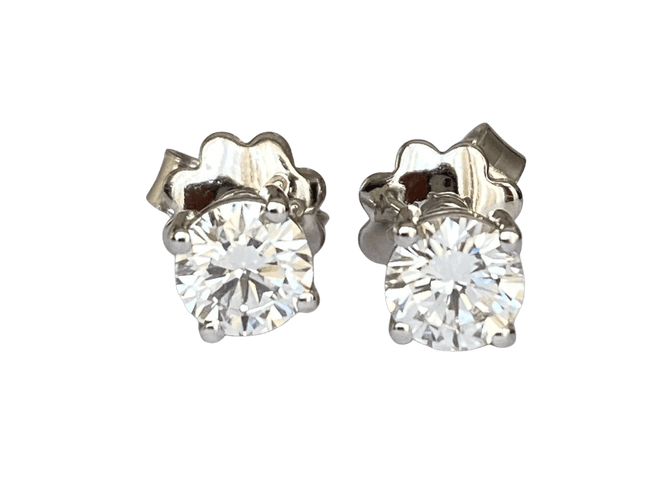 Boucles d'oreilles Boucles d’oreilles solitaires en or blanc 18 ct avec diamants 58 Facettes earrings
