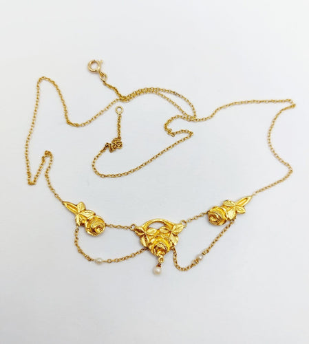 Collier Art nouveau - Collier en or 18k, fleurs et perles, vers 1910 58 Facettes A08131