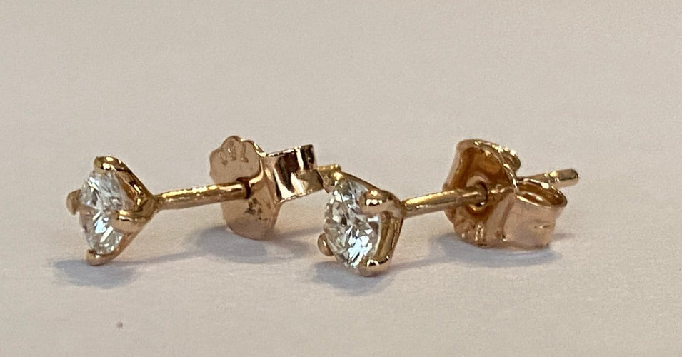 Boucles d'oreilles Boucles d’oreilles - Puces solitaires en or rose 18 carats avec diamants (0,39 ct) 58 Facettes earrings