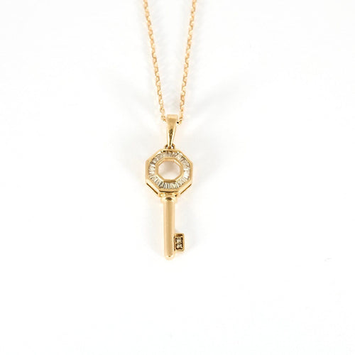 Collier Collier clé en or rose 18k avec diamants baguette 58 Facettes ColliercléR