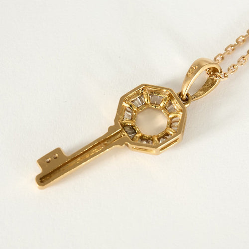 Collier Collier clé en or rose 18k avec diamants baguette 58 Facettes ColliercléR